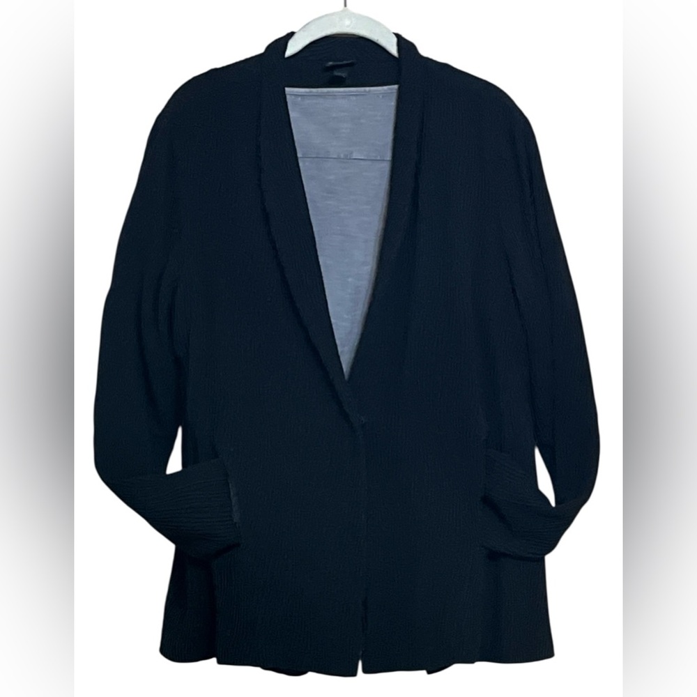 Women's Pretty and Unique Eileen Fisher Textured Black Jacket.  Size Large